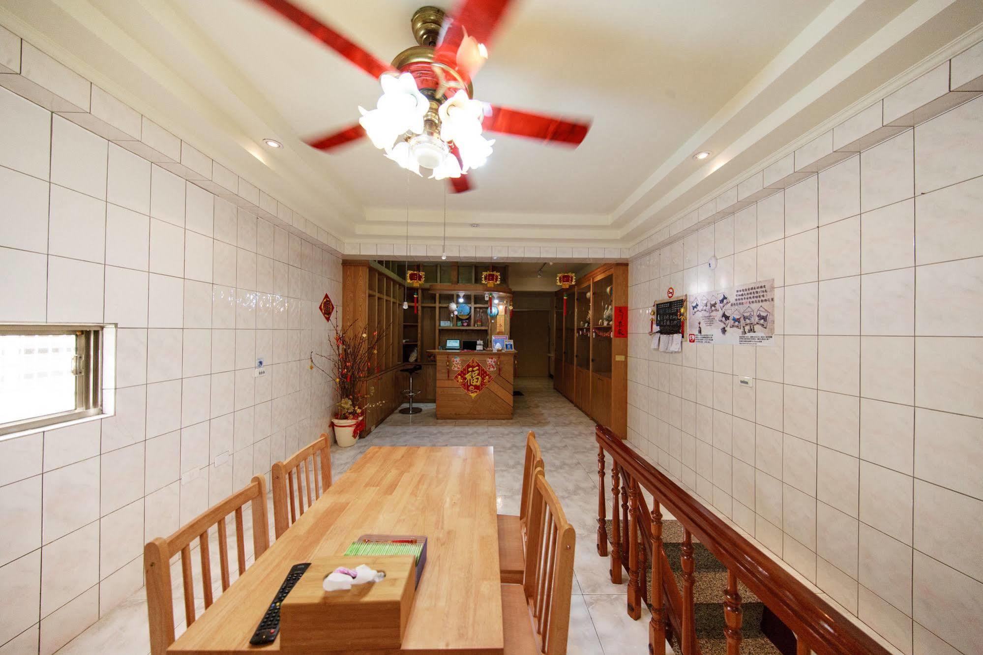 Ariyoshi Ya Apartment Tainan Exterior photo